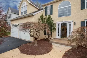 116 Scarlet Oak Dr, Phoenixville, PA 19460 - Photo 3