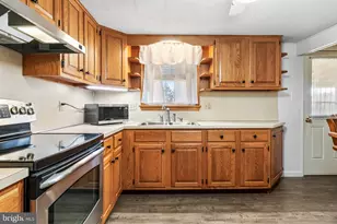 1044 Magazine Rd, Green Lane, PA 18054 - Photo 13