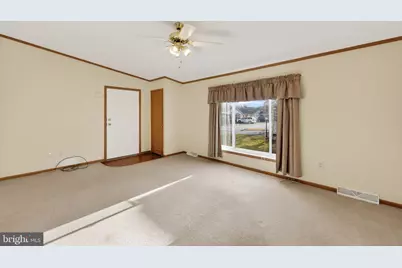 405 Village Way, Royersford, PA 19468 - Photo 7