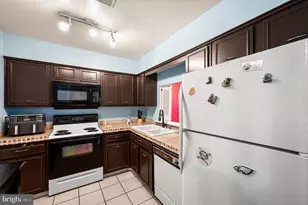 912B Stockton Ct, Lansdale, PA 19446 - Photo 9