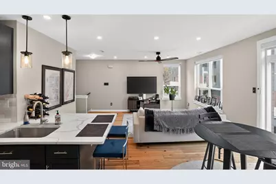 912 Riverplace Drive #M, Conshohocken, PA 19428 - Photo 3