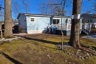 727 Dogwood Dr, Green Lane, PA 18054 - Photo 5