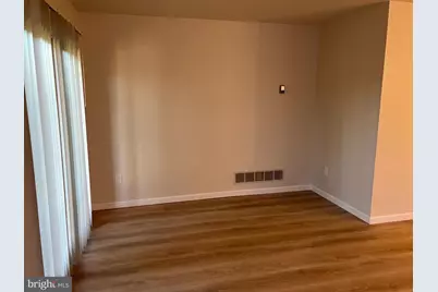 83 W Laurel Avenue #1ST FL, Cheltenham, PA 19012 - Photo 9