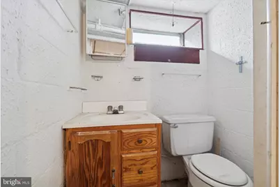 1525 W Wynnewood, Ardmore, PA 19003 - Photo 15