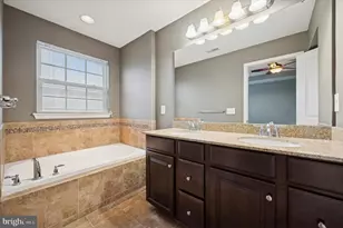 907 Susan Cir, North Wales, PA 19454 - Photo 13