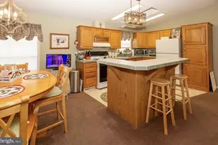 303 Carver Ln, Royersford, PA 19468 - Photo 9