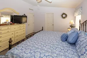303 Carver Ln, Royersford, PA 19468 - Photo 19