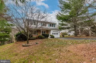 705 Falcon Dr, Glenside, PA 19038 - Photo 3