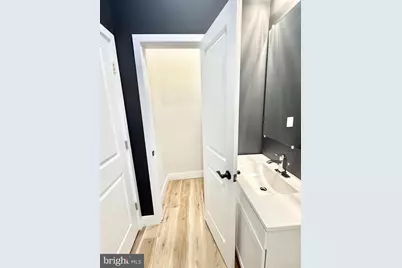 151 N York Street #C, Pottstown, PA 19464 - Photo 9