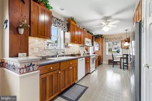 106 Glenwood Ave, Trooper, PA 19403 - Photo 11