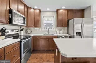 501 Blue Bell Springs Dr, Blue Bell, PA 19422 - Photo 13