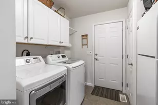 501 Blue Bell Springs Dr, Blue Bell, PA 19422 - Photo 29