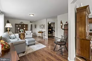 501 Blue Bell Springs Dr, Blue Bell, PA 19422 - Photo 5