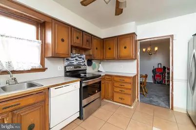 41 Centre Avenue, Norristown, PA 19403 - Photo 11