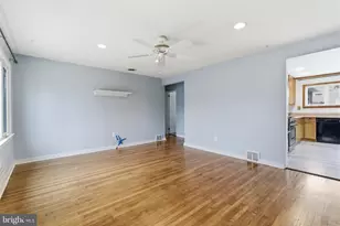 110 Warren St, Willow Grove, PA 19090 - Photo 5