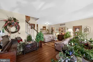 119 Susan Constant Ct, Norristown, PA 19401 - Photo 7