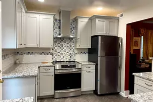 18 Thomas Ave, Bryn Mawr, PA 19010 - Photo 1