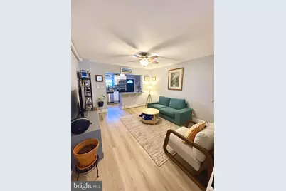 28 Maple Street, Conshohocken, PA 19428 - Photo 7