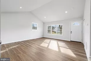 107 Maple Ave, Willow Grove, PA 19090 - Photo 3