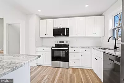 107 Maple Avenue, Willow Grove, PA 19090 - Photo 9