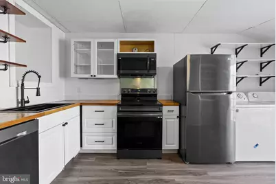 328 E 6th Avenue, Conshohocken, PA 19428 - Photo 11