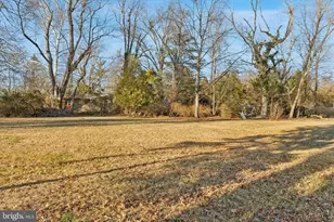 6329 E Valley Green Rd, Flourtown, PA 19031 - Photo 3