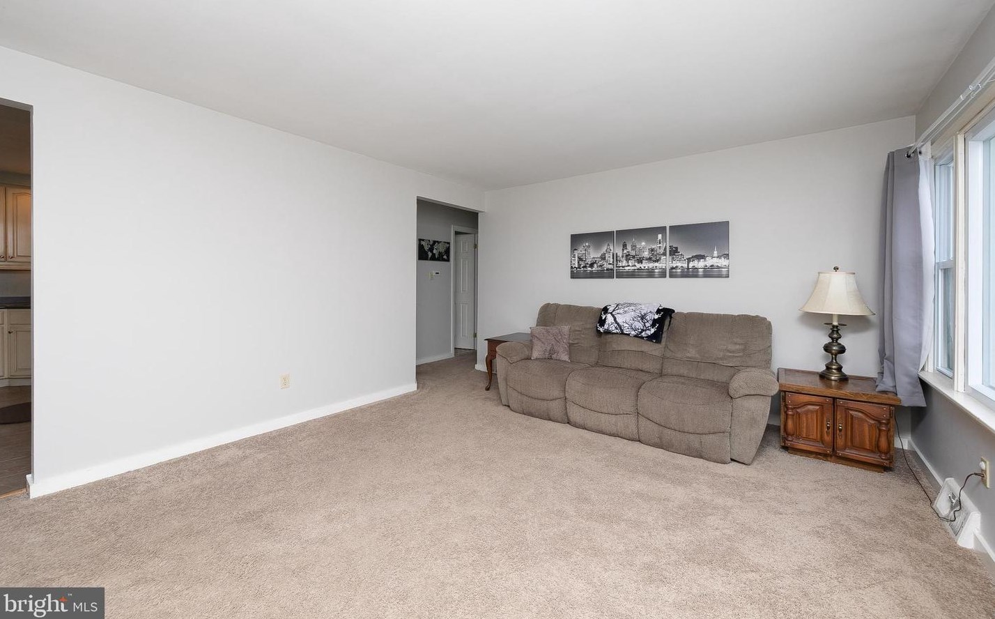 915 Garfield Ave, Ardsley PA  19038-1908 exterior