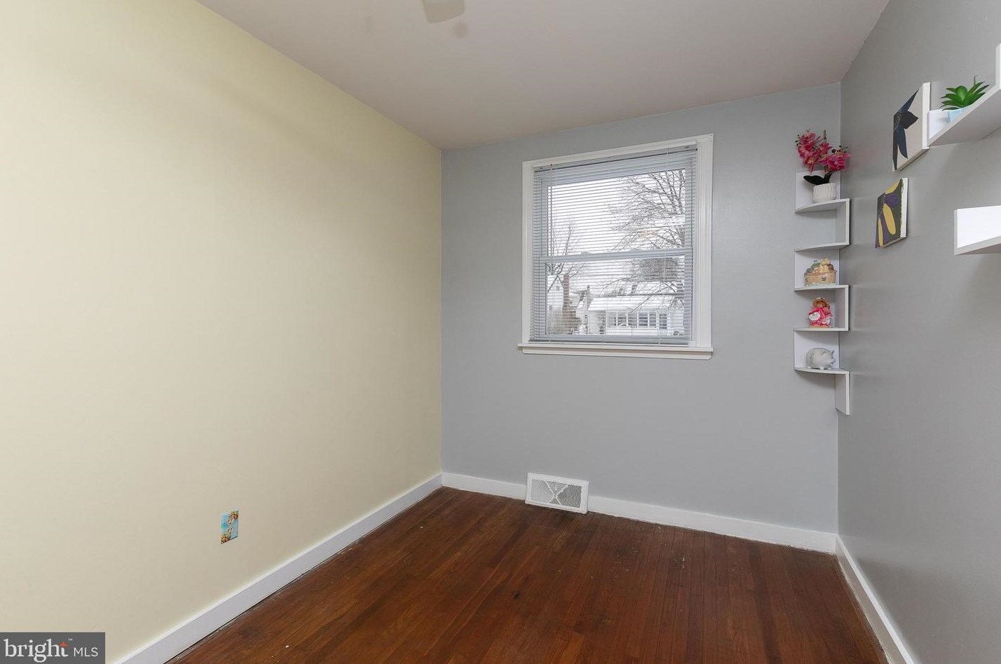 915 Garfield Ave, Ardsley PA 19038-1814 exterior