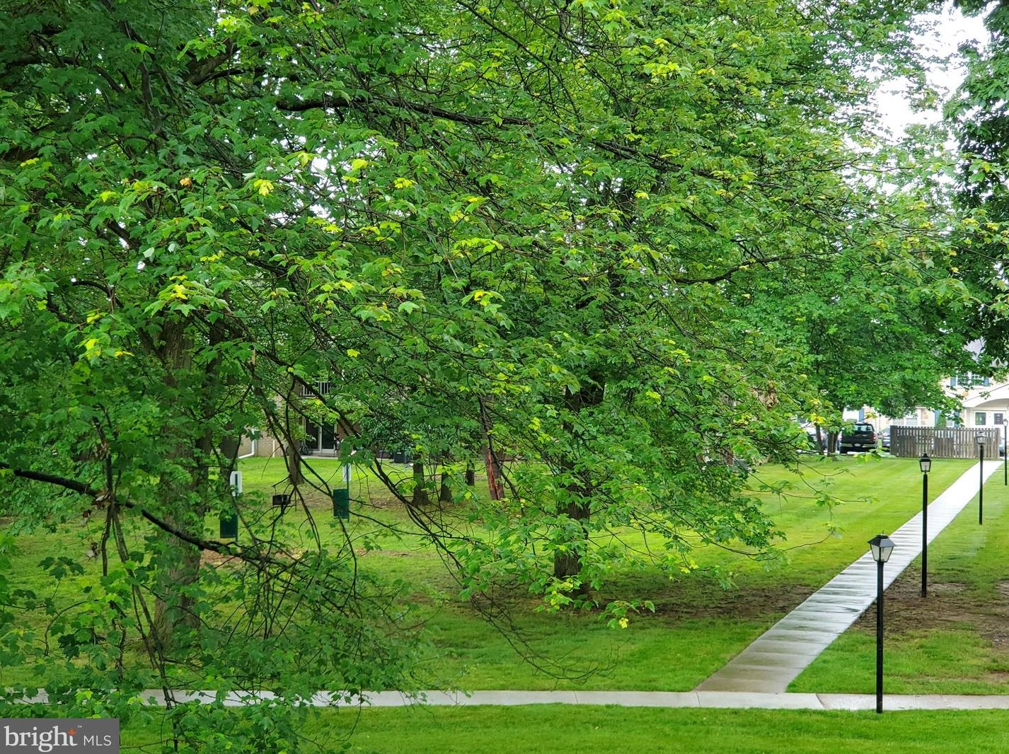 46 Shannon Dr, North Wales PA 19454-4016 exterior