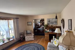 360 Holiday Ln, Lewistown, PA 17044 - Photo 9