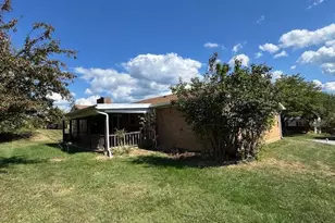 360 Holiday Ln, Lewistown, PA 17044 - Photo 3