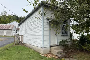 265 W 5th St, Lewistown, PA 17044 - Photo 23