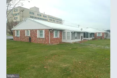 16 W Hale Street, Lewistown, PA 17044 - Photo 5