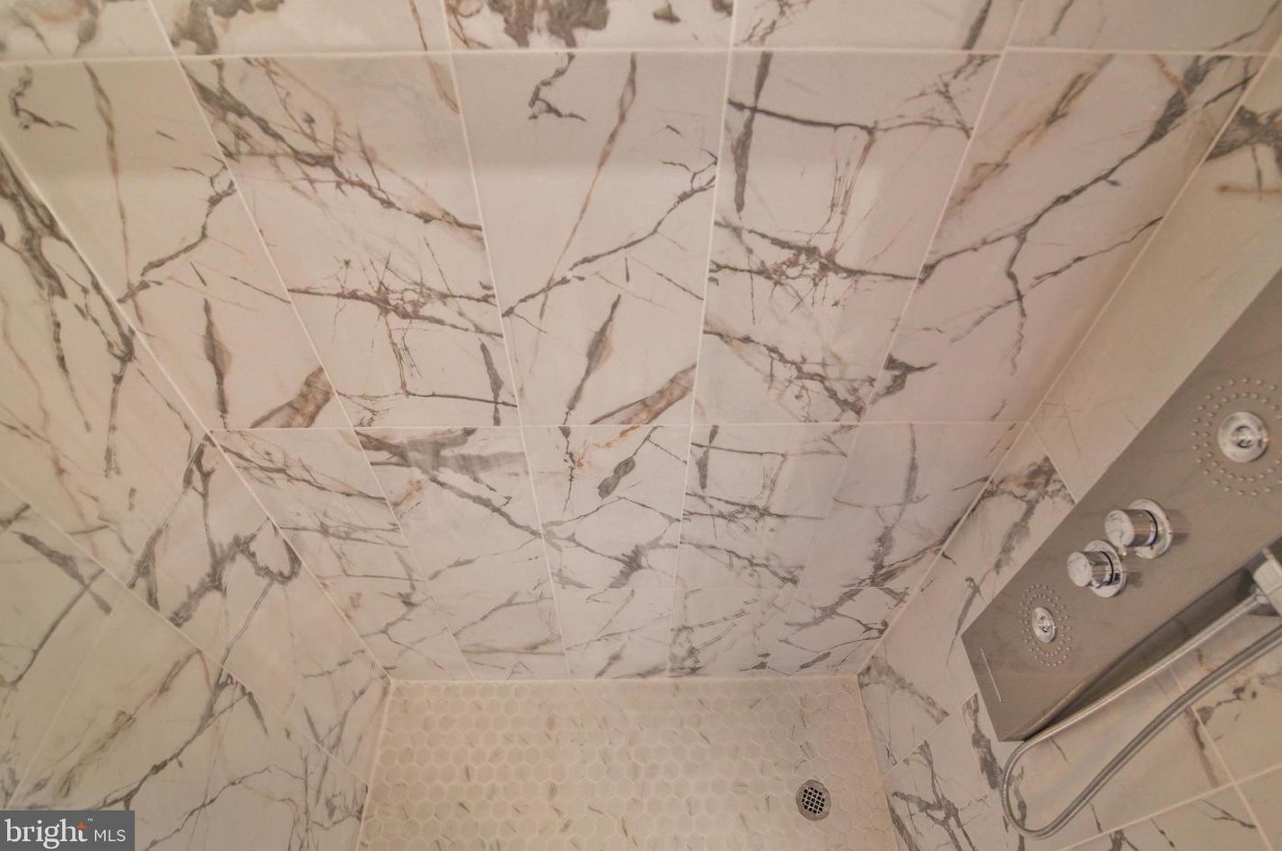 3309 Trafalgar Ave, East Stroudsburg PA  18302-8465 exterior