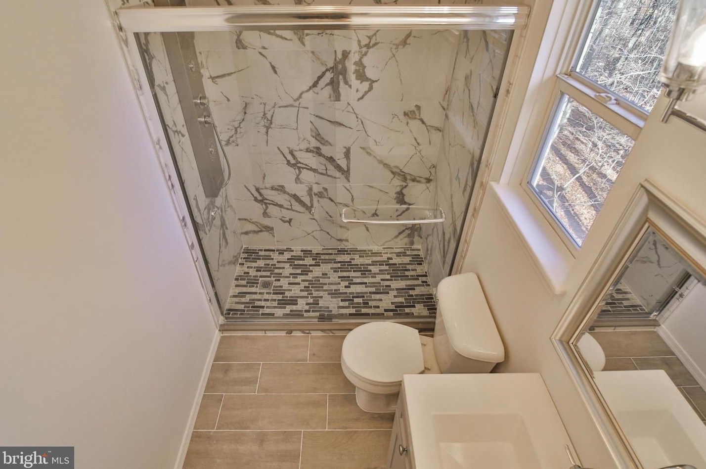 3309 Trafalgar Ave, East Stroudsburg PA  18302-8465 exterior