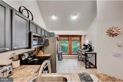 179 Hawthorne Court, Tannersville, PA 18372 - Photo 9