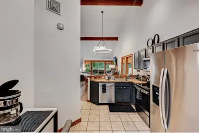 179 Hawthorne Court, Tannersville, PA 18372 - Photo 11