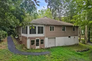 125 Talon Dr, Tannersville, PA 18372 - Photo 31