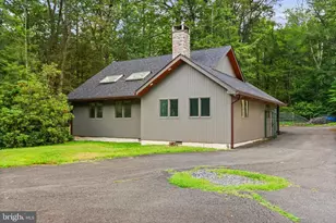 386 Camelback Rd, Tannersville, PA 18372 - Photo 53