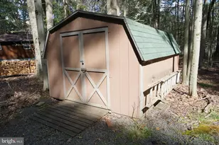 264 Selig Rd, Pocono Lake, PA 18347 - Photo 23