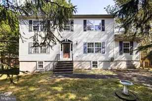 9839 Deerwood Dr, Tobyhanna, PA 18466 - Photo 1