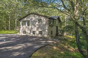 115 White Oak Ct, Tannersville, PA 18372 - Photo 3