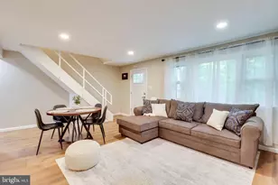 1563 Sullivan Trail, Tannersville, PA 18372 - Photo 15