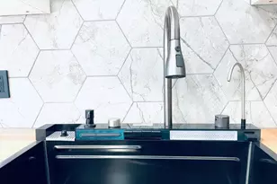 1120 Country Pl Dr, Coolbaugh Township, PA 18466 - Photo 5