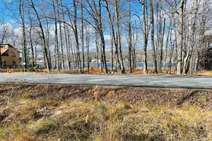 789 Waterfront Dr, Tobyhanna, PA 18466 - Photo 1