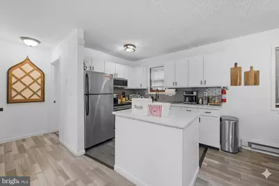 4758 Brentwood Drive, Tobyhanna, PA 18466 - Photo 5