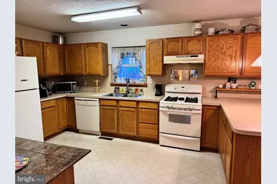 1145 Chickadee Drive, Pocono Summit, PA 18346 - Photo 5