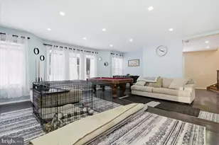 7814 Lake Shore Dr, Pocono Lake, PA 18347 - Photo 9