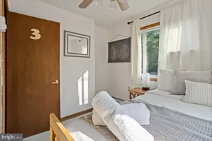 635 Patriot Ln, Pocono Summit, PA 18346 - Photo 39