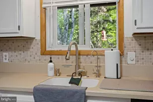 635 Patriot Ln, Pocono Summit, PA 18346 - Photo 19